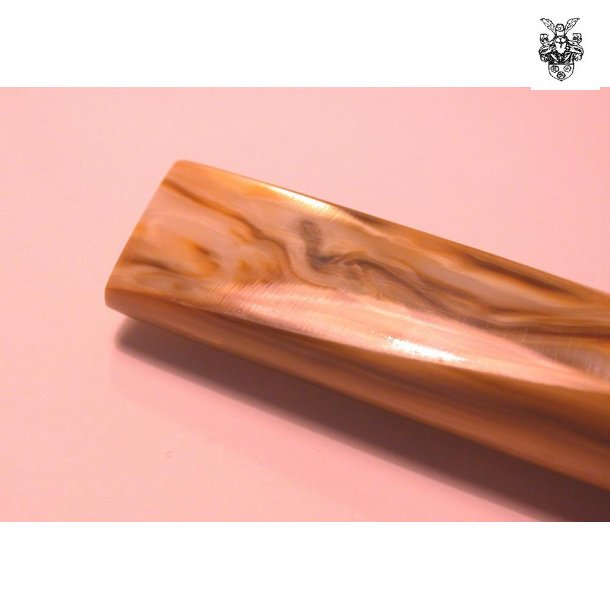 Akrylstang �16,5 mm Gullig/Hvid/M�rk. Beregnes pr. cm.