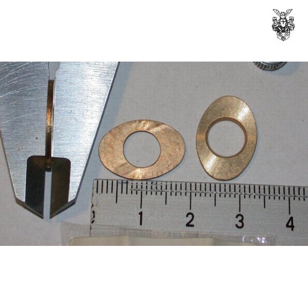 17/12,5x1 (BxH) oval messingring, hul: 7,7 mm